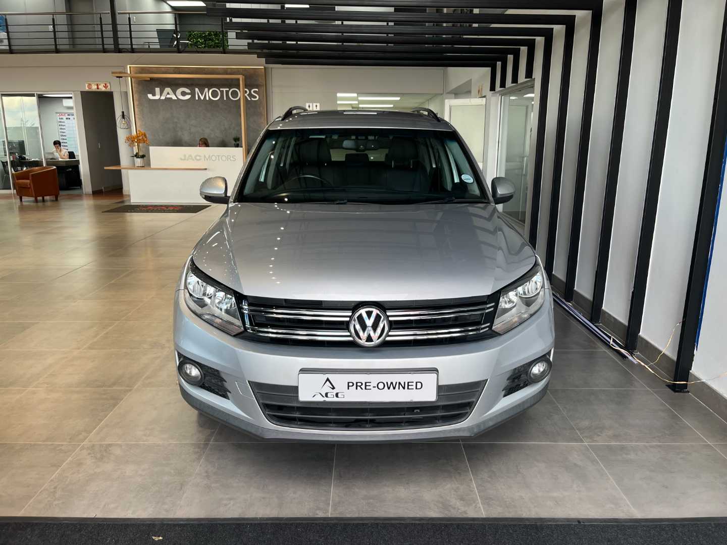 2014 VOLKSWAGEN TIGUAN 1.4 TSi B/MO TREN-FUN (90KW) (Used) - Image 4